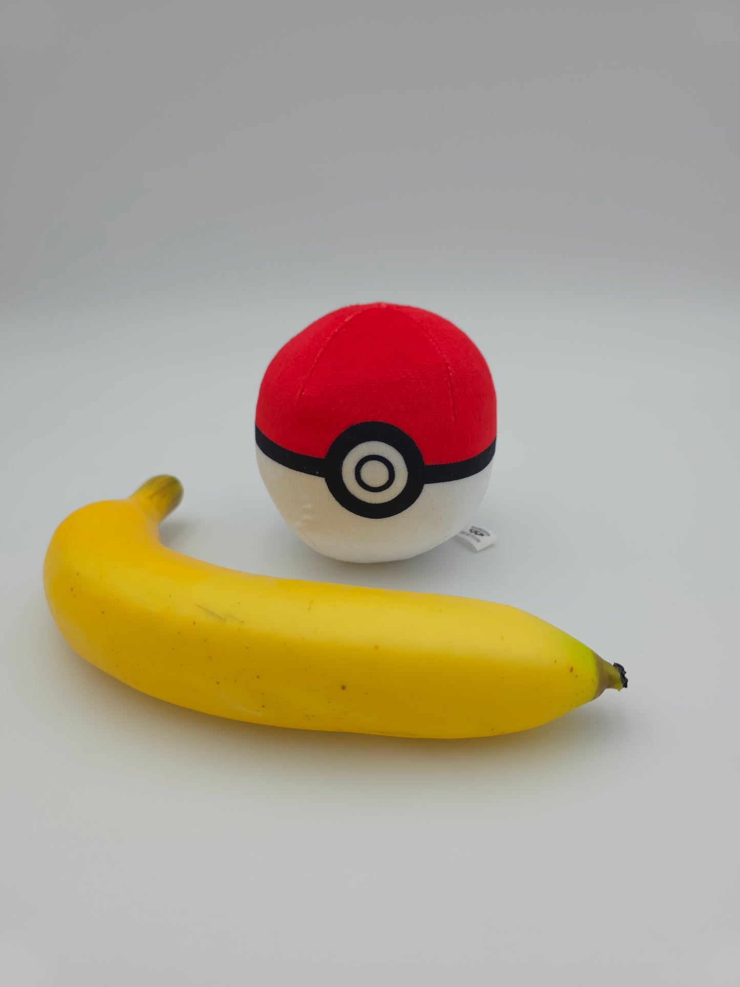 Banpresto Pokemon Pokeball Plush
